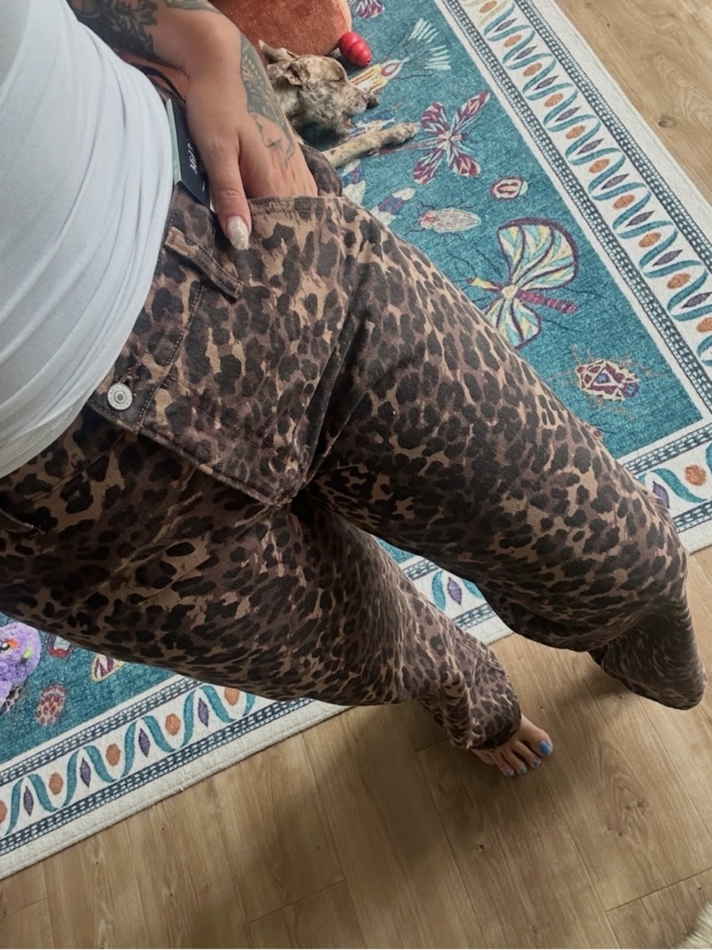 Abercrombie & Fitch Brown Leopard Print curve love midi rise slouchy jean 32 L